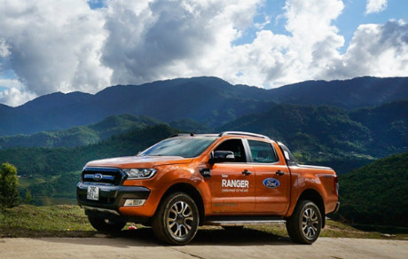 Hà Nội dừng thu lệ phí trước bạ với xe bán tải 1